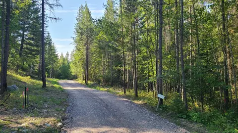 1043 Oakmont Ln, Columbia Falls, MT 59912