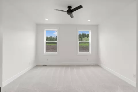 Bedroom - 23968 Summit Point Rd, Huson, MT 59846 photo 6 of 9