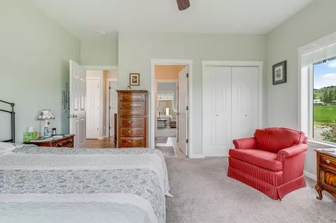 Bedroom - 41547 Flathead View Dr, Polson, MT 59860 photo 4 of 11