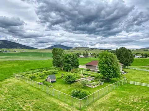 Exterior - 41547 Flathead View Dr, Polson, MT 59860 photo 4 of 6