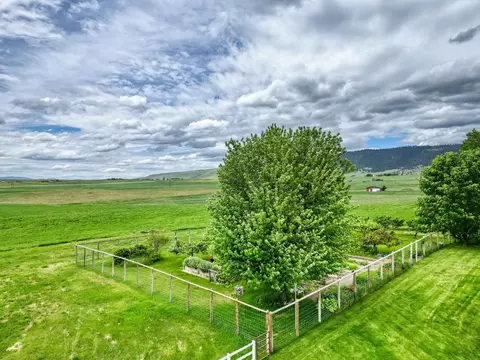 Exterior - 41547 Flathead View Dr, Polson, MT 59860 photo 3 of 6