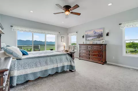 Bedroom - 41547 Flathead View Dr, Polson, MT 59860 photo 1 of 11