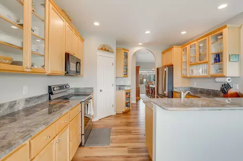 Kitchen - 41547 Flathead View Dr, Polson, MT 59860 photo 2 of 5