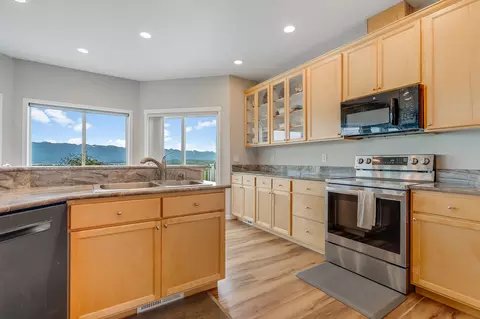 Kitchen - 41547 Flathead View Dr, Polson, MT 59860 photo 5 of 5