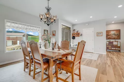 Dining - 41547 Flathead View Dr, Polson, MT 59860 photo 2 of 2