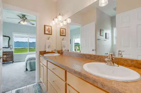 Bath - 41547 Flathead View Dr, Polson, MT 59860 photo 5 of 9