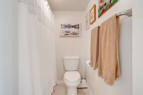 Bath - 41547 Flathead View Dr, Polson, MT 59860 photo 9 of 9