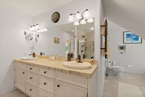 Bath - 80 Bitterroot Cove Ct, Marion, MT 59925 photo 1 of 7