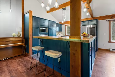 Kitchen - 300 Peaceful Dr, Bigfork, MT 59911 photo 2 of 5