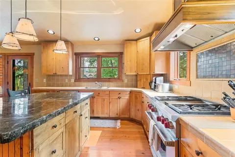 Kitchen - 29545 Drifting Way, Bigfork, MT 59911 photo 3 of 5