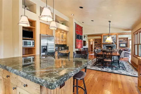 Kitchen - 29545 Drifting Way, Bigfork, MT 59911 photo 4 of 5