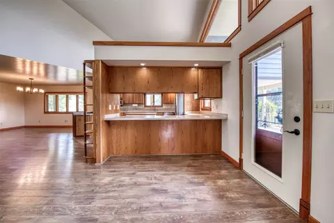 Living - 231 Juneberry Rd, Conner, MT 59827 photo 7 of 13