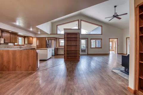 Living - 231 Juneberry Rd, Conner, MT 59827 photo 6 of 13