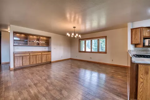 Living - 231 Juneberry Rd, Conner, MT 59827 photo 5 of 13