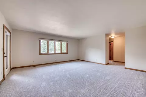 Living - 231 Juneberry Rd, Conner, MT 59827 photo 12 of 13