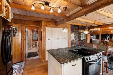 Kitchen - 14259 Sunburst Dr, Bigfork, MT 59911 photo 4 of 4