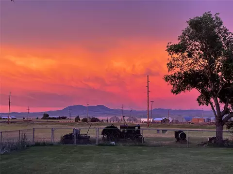 Exterior - 713 3rd Ave, Big Sandy, MT 59520 photo 6 of 6
