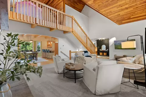 Living - 108 Freedom Rd, Hamilton, MT 59840 photo 4 of 9