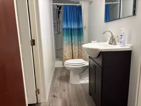 Bath - 1111 6th Ave E, Kalispell, MT 59901 photo 2 of 2