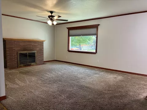 Living - 1111 6th Ave E, Kalispell, MT 59901 photo 1 of 3