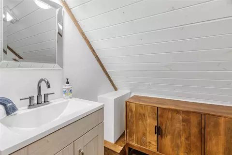 Bath - 3864 Gelande St #1, Whitefish, MT 59937 photo 3 of 4