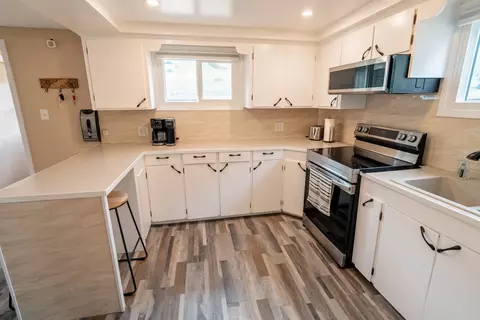 Kitchen - 81 Seibold Ln, Cascade, MT 59421 photo 4 of 5