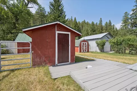 Exterior - 12 Cascade Ave, Monarch, MT 59463 photo 5 of 17