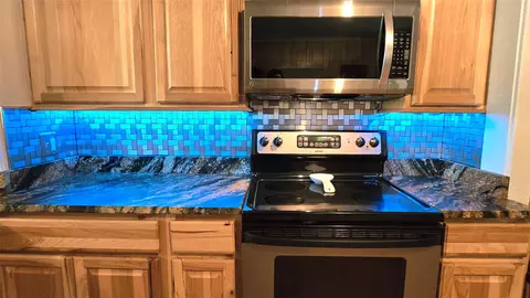 Kitchen - 12 Cascade Ave, Monarch, MT 59463 photo 5 of 8