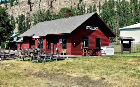 Exterior - 12 Cascade Ave, Monarch, MT 59463 photo 8 of 17