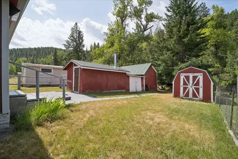 Exterior - 12 Cascade Ave, Monarch, MT 59463 photo 6 of 17