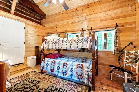 Bedroom - 441 Cedars Dr, Troy, MT 59935 photo 4 of 11