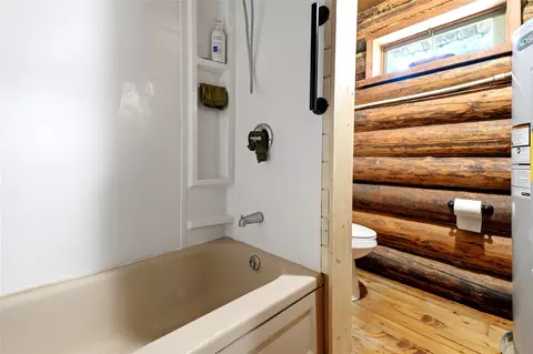 Bath - 441 Cedars Dr, Troy, MT 59935 photo 1 of 2