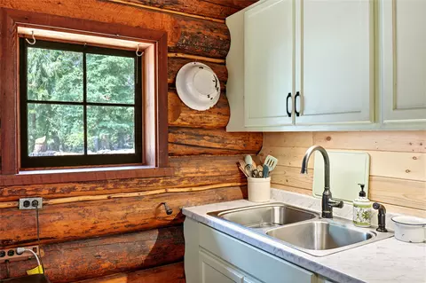 Kitchen - 441 Cedars Dr, Troy, MT 59935 photo 3 of 3