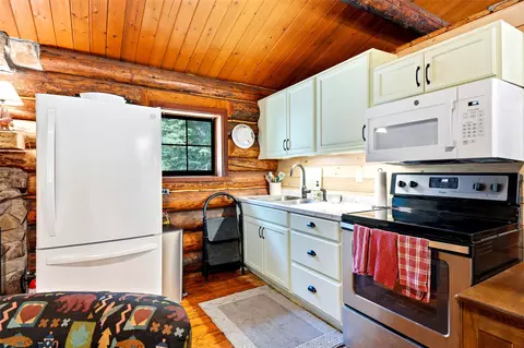 Kitchen - 441 Cedars Dr, Troy, MT 59935 photo 1 of 3