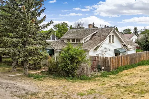 121 Central Ave S, Dutton, MT 59433