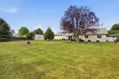 Exterior - 655 Pebble Dr, Kalispell, MT 59901 photo 5 of 8
