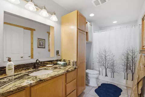 Bath - 655 Pebble Dr, Kalispell, MT 59901 photo 1 of 2