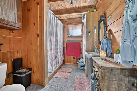 Bath - 84 Ruger Dr, Rexford, MT 59930 photo 1 of 1