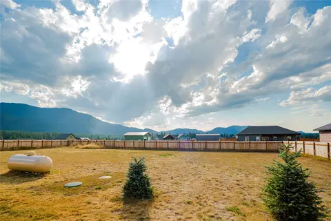 Exterior - 39 Lariat Loop, Thompson Falls, MT 59873 photo 8 of 14