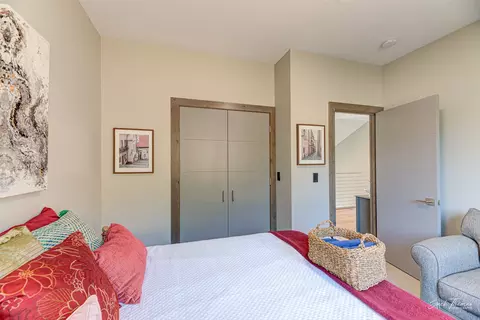 Bedroom - 67 Holmes Gulch Rd, Clancy, MT 59634 photo 6 of 9