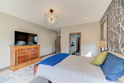 Bedroom - 67 Holmes Gulch Rd, Clancy, MT 59634 photo 3 of 9