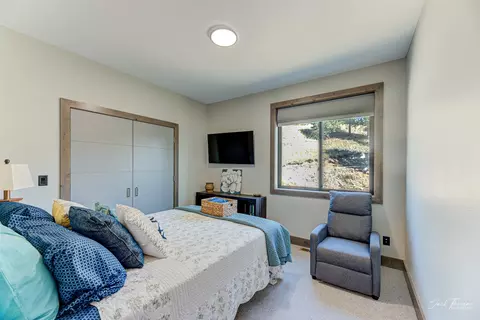 Bedroom - 67 Holmes Gulch Rd, Clancy, MT 59634 photo 7 of 9