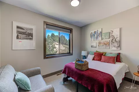 Bedroom - 67 Holmes Gulch Rd, Clancy, MT 59634 photo 4 of 9