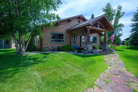 Exterior - 192 Leonard Ln, Eureka, MT 59917 photo 6 of 17