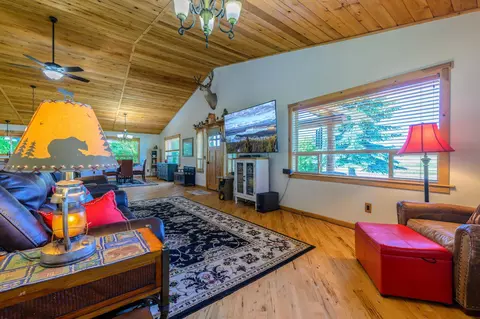 Living - 192 Leonard Ln, Eureka, MT 59917 photo 2 of 4