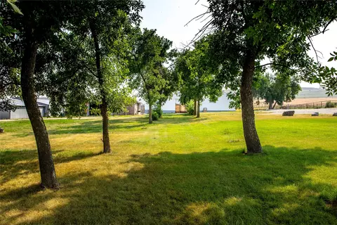 Exterior - 41187 Tower Rd, Polson, MT 59860 photo 3 of 6