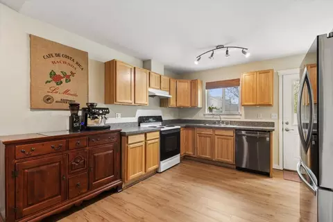 Kitchen - 252 Empire Loop, Kalispell, MT 59901 photo 1 of 2