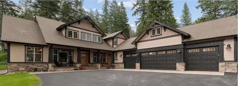 19 Ridgeway Ct, Columbia Falls, MT 59912