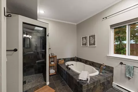Bath - 165 Sylvan Dr, Bigfork, MT 59911 photo 1 of 5