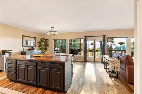 Kitchen - 165 Sylvan Dr, Bigfork, MT 59911 photo 1 of 1
